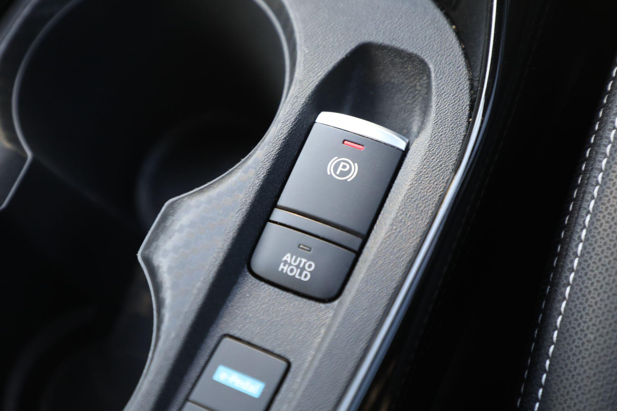 Large vehicle image